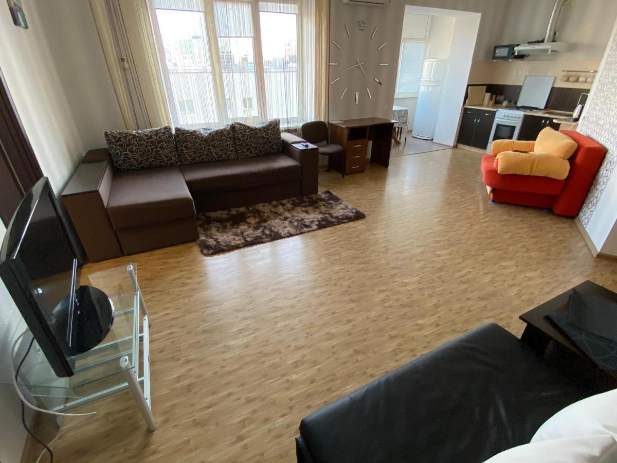 Podillia Modern Apartment Vinnicja Kültér fotó