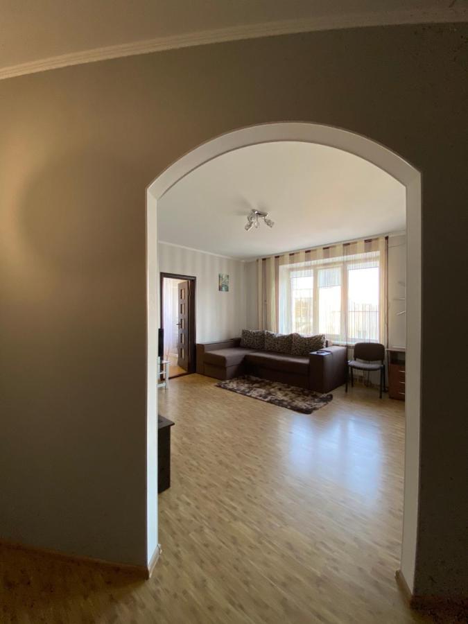 Podillia Modern Apartment Vinnicja Kültér fotó