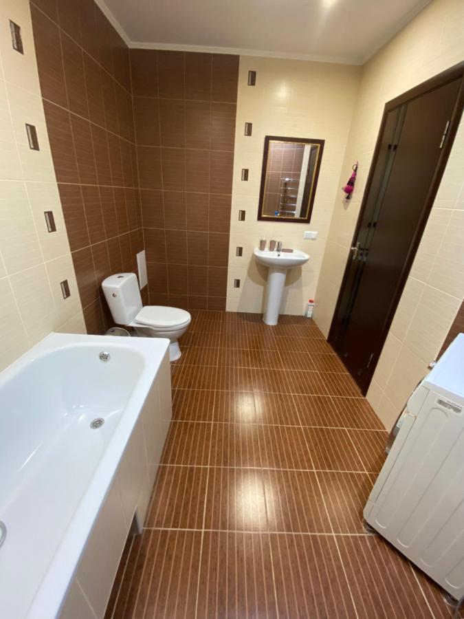 Podillia Modern Apartment Vinnicja Kültér fotó